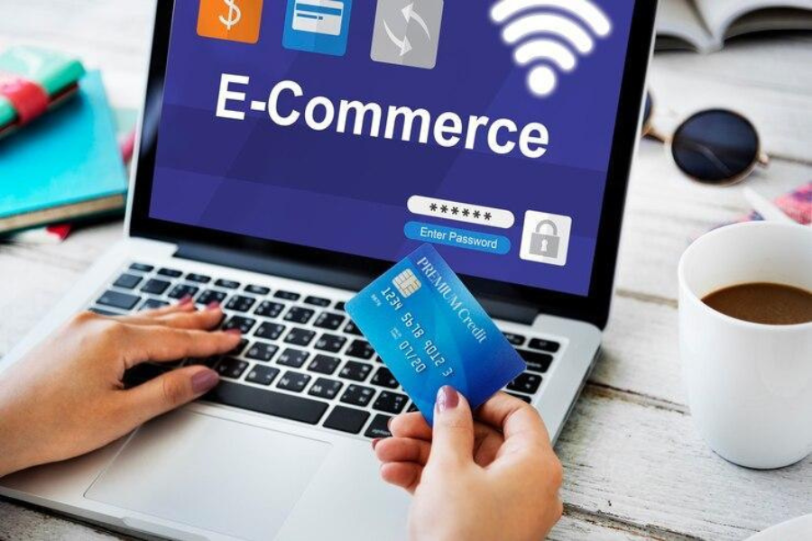 E-commerce payment with credit card